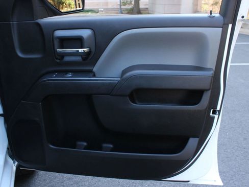 Used 2018 Chevrolet Silverado 1500 Custom w/ Rally 1 Edition RWD image 22
