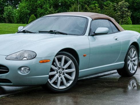 Used 2006 Jaguar XK8 Convertible RWD image 10
