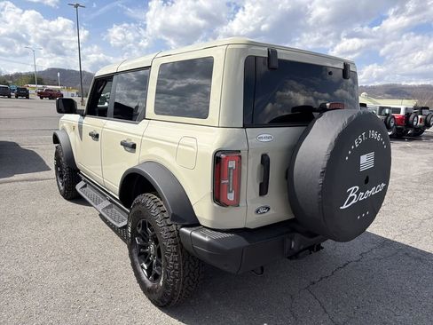 New 2026 Ford Bronco Badlands AWD/4WD image 8