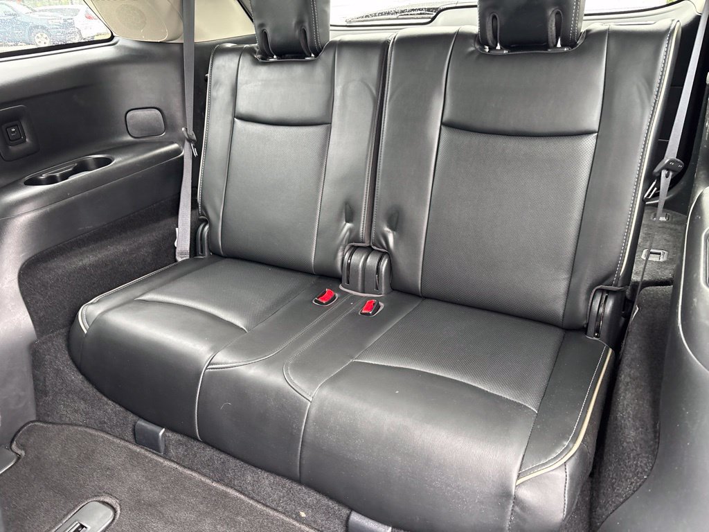 Used 2020 INFINITI QX60 Luxe w/ Essential Package FWD image 16