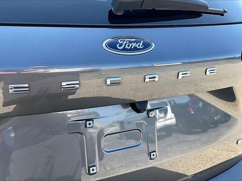 Used 2024 Ford Escape ST-Line w/ Tech Pack #1 AWD/4WD image 32
