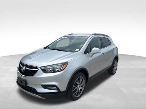 Used 2018 Buick Encore Sport Touring AWD/4WD image 7