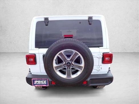 Used 2020 Jeep Wrangler Unlimited Sahara image 3