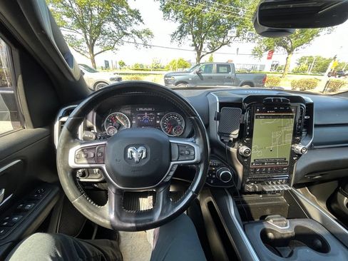 Used 2021 RAM 1500 Big Horn AWD/4WD image 18