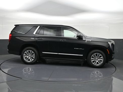 Used 2025 GMC Yukon Denali AWD/4WD image 6