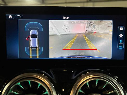 Used 2025 Mercedes-Benz GLA 250 GLA 250 image 40