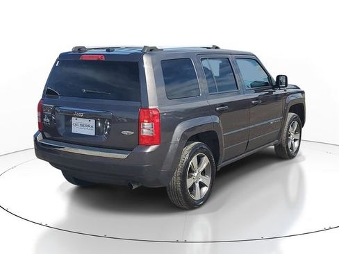 Used 2017 Jeep Patriot High Altitude AWD/4WD image 4