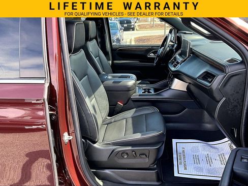 Used 2022 Chevrolet Tahoe Premier AWD/4WD image 7