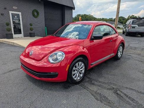 Used 2014 Volkswagen Beetle 2.5 FWD image 2