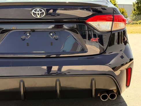 Used 2023 Toyota Corolla SE w/ SE Premium Package FWD image 14