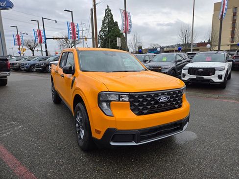 New 2026 Ford Maverick XLT w/ XLT Luxury Package image 3