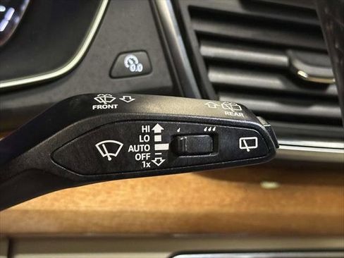 Used 2022 Audi Q5 2.0T Premium image 24