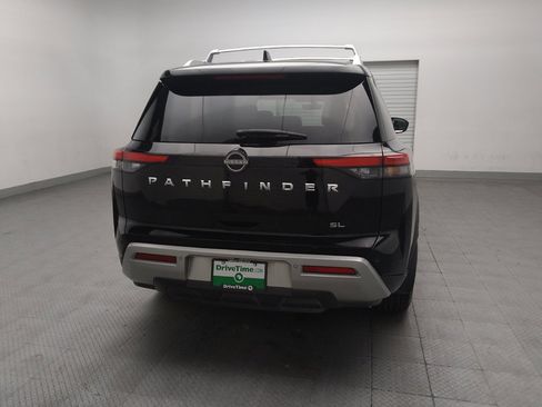 Used 2023 Nissan Pathfinder SL w/ Lighting Package (N92) FWD image 7