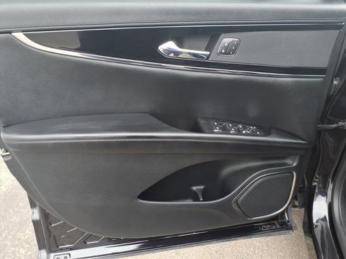 Certified 2023 Lincoln Nautilus Reserve w/ Monochromatic Package image 11