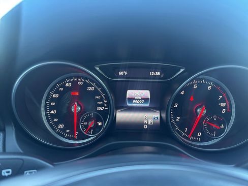 Used 2018 Mercedes-Benz GLA 250 4MATIC image 17