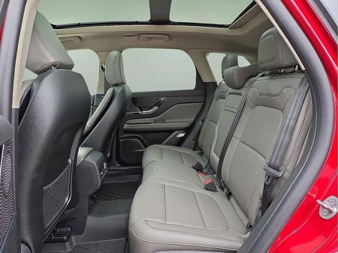 New 2026 Lincoln Corsair Premiere image 10