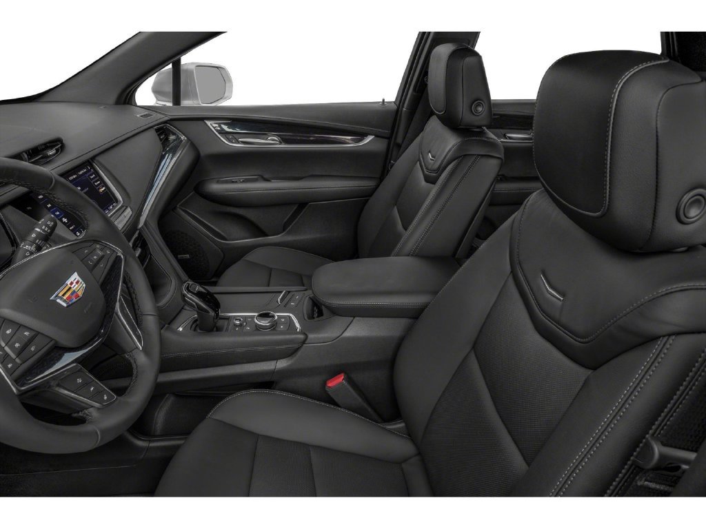 Used 2021 Cadillac XT5 Premium Luxury w/ LPO, Floor Liner Package AWD/4WD image 6