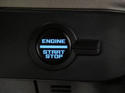 Used 2025 Ford Bronco Outer Banks AWD/4WD image 25