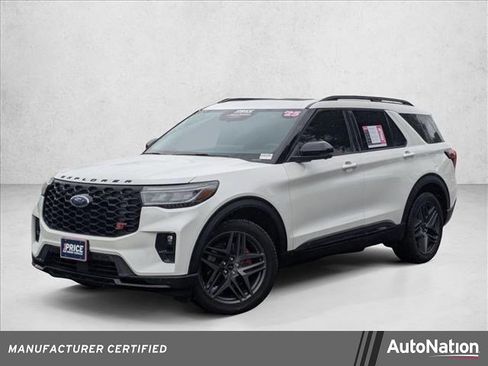 Used 2025 Ford Explorer ST image 1