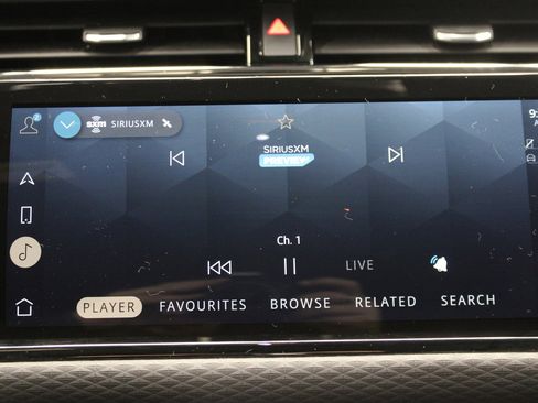 Used 2023 Land Rover Range Rover Evoque R-Dynamic S image 30