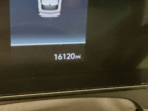 Used 2025 Hyundai Kona SEL image 19