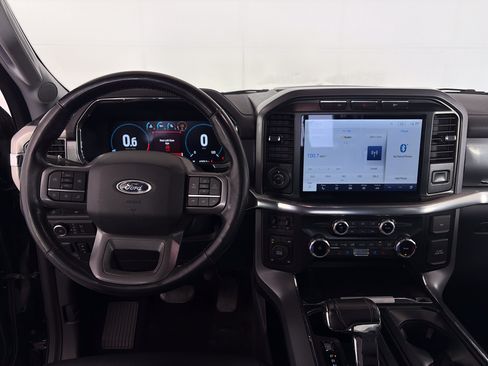 Used 2022 Ford F150 Lariat AWD/4WD image 3