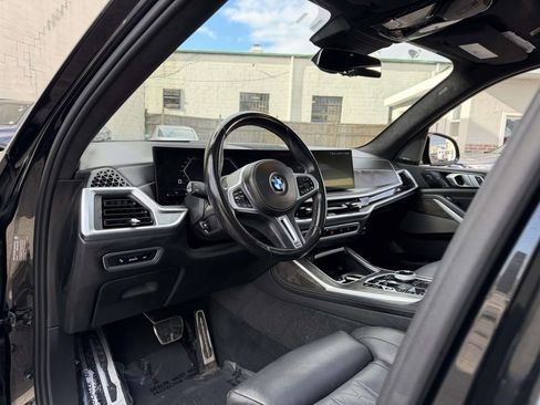 Used 2024 BMW X7 M60i w/ Executive Package AWD/4WD image 23