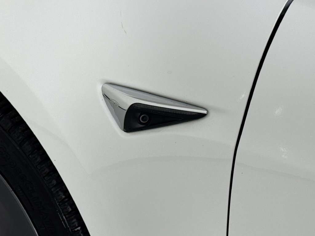 Used 2020 Tesla Model 3 Standard Range RWD image 10