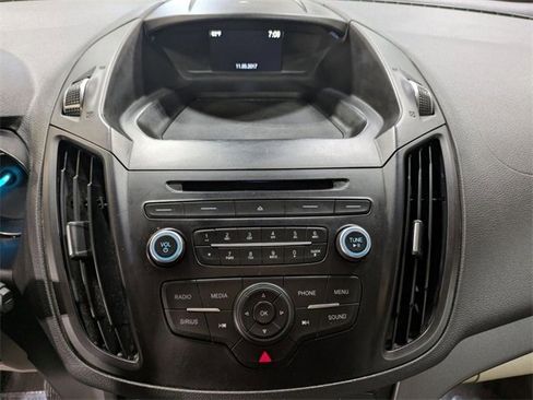 Used 2018 Ford Escape SE image 21