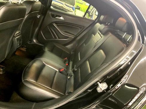 Used 2019 Mercedes-Benz GLA 250 GLA 250 4MATIC SUV image 13