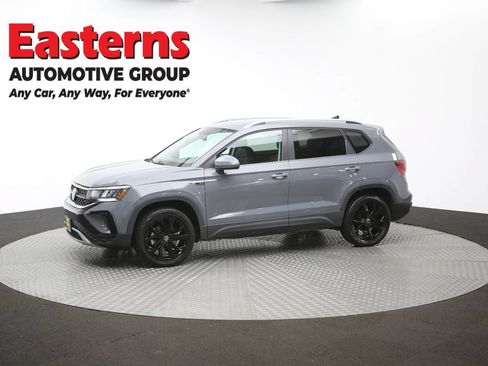Used 2022 Volkswagen Taos SE AWD/4WD image 56