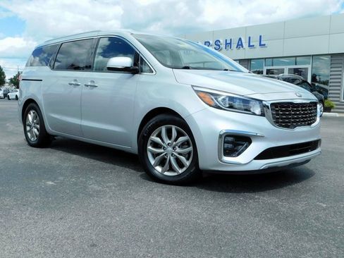 Used 2021 Kia Sedona EX w/ EX Premium Package image 2