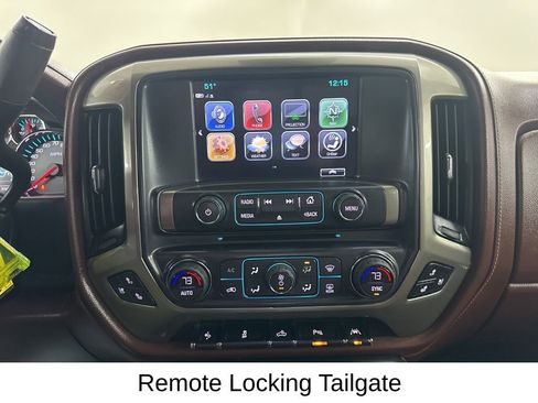 Used 2018 Chevrolet Silverado 1500 High Country AWD/4WD image 39
