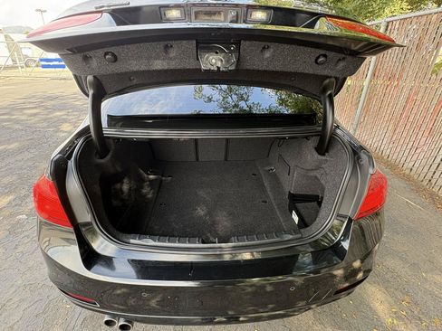 Used 2015 BMW 328i xDrive Sedan AWD/4WD image 7