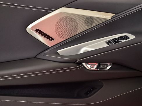 Used 2024 Chevrolet Corvette Stingray Preferred Cpe w/ 2LT image 6