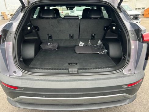 Used 2024 Chevrolet Blazer EV LT image 13