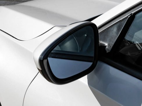 Used 2018 Honda Accord Sport image 38