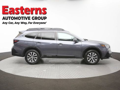 Used 2021 Subaru Outback Premium AWD/4WD image 39