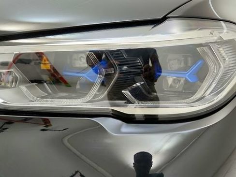 Used 2022 BMW X5 sDrive40i w/ M Sport Package RWD image 24