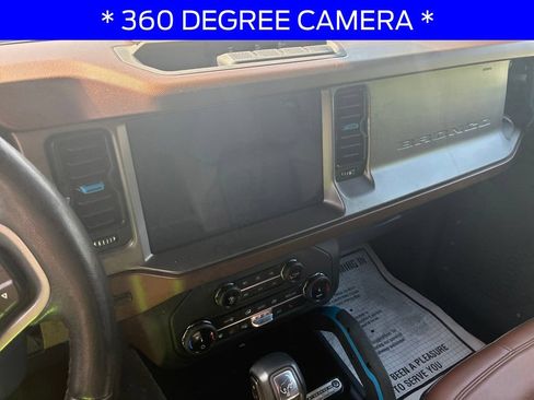 Used 2022 Ford Bronco Outer Banks AWD/4WD image 11