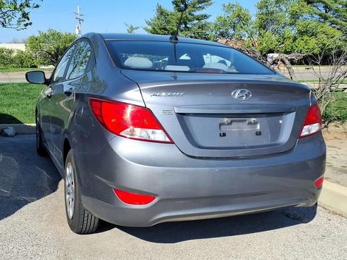 Used 2017 Hyundai Accent SE image 4