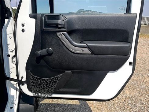 Used 2011 Jeep Wrangler Sport AWD/4WD image 26