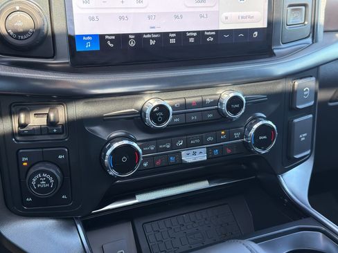 Used 2025 Ford F150 Platinum AWD/4WD image 24
