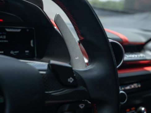 Used 2021 Ferrari 812 GTS RWD image 35