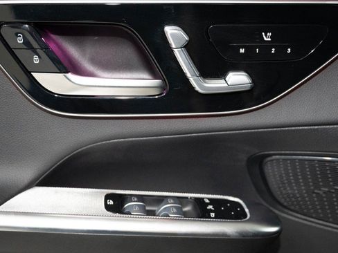 Certified 2026 Mercedes-Benz GLC 300 4MATIC image 19