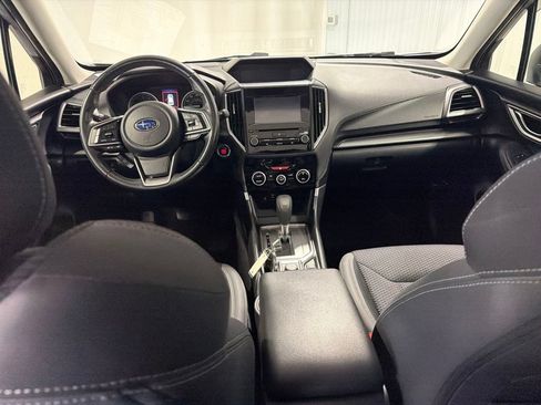 Used 2021 Subaru Forester Premium AWD/4WD image 3