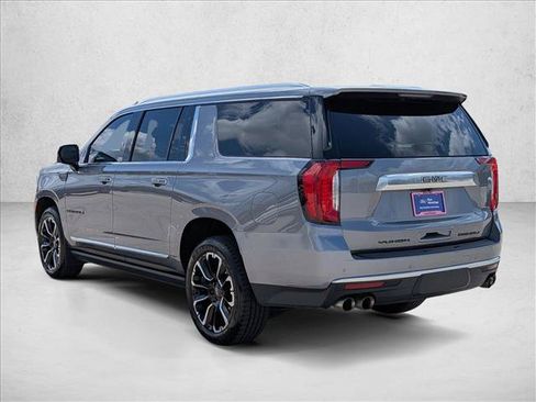 Used 2022 GMC Yukon XL Denali AWD/4WD image 14