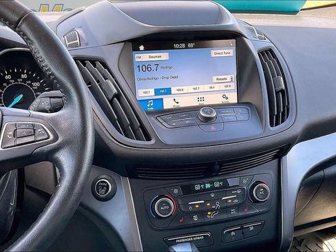Used 2019 Ford Escape SEL AWD/4WD image 13