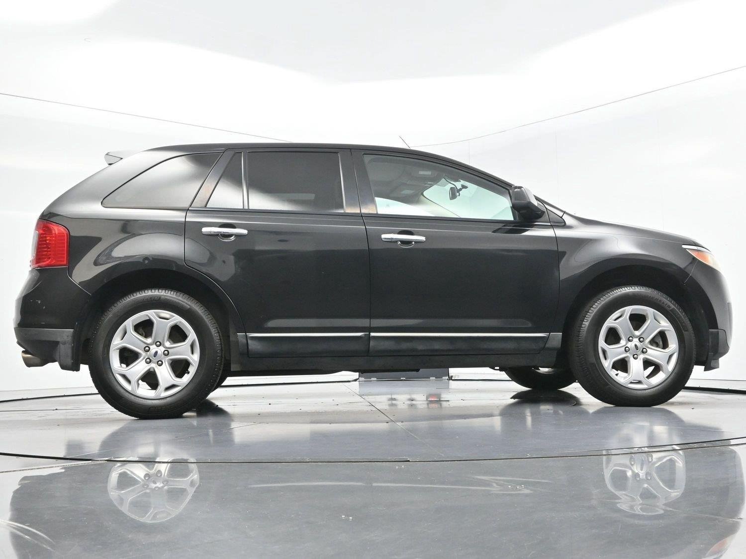 Used 2011 Ford Edge SEL w/ 202A Rapid Spec Order Code AWD/4WD image 54
