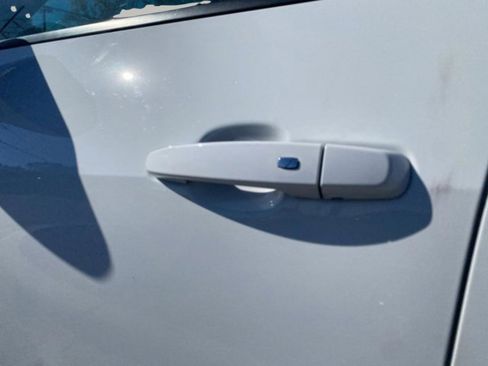 Used 2024 Chevrolet Blazer LT w/ Convenience Package image 12